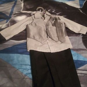 Formal wear for toddler